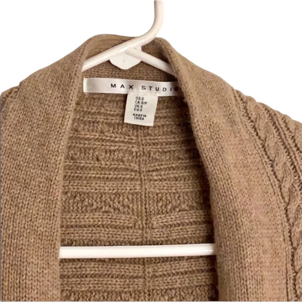 Max Studio Tan Cable Knit Cardigan - Picture 4 of 6
